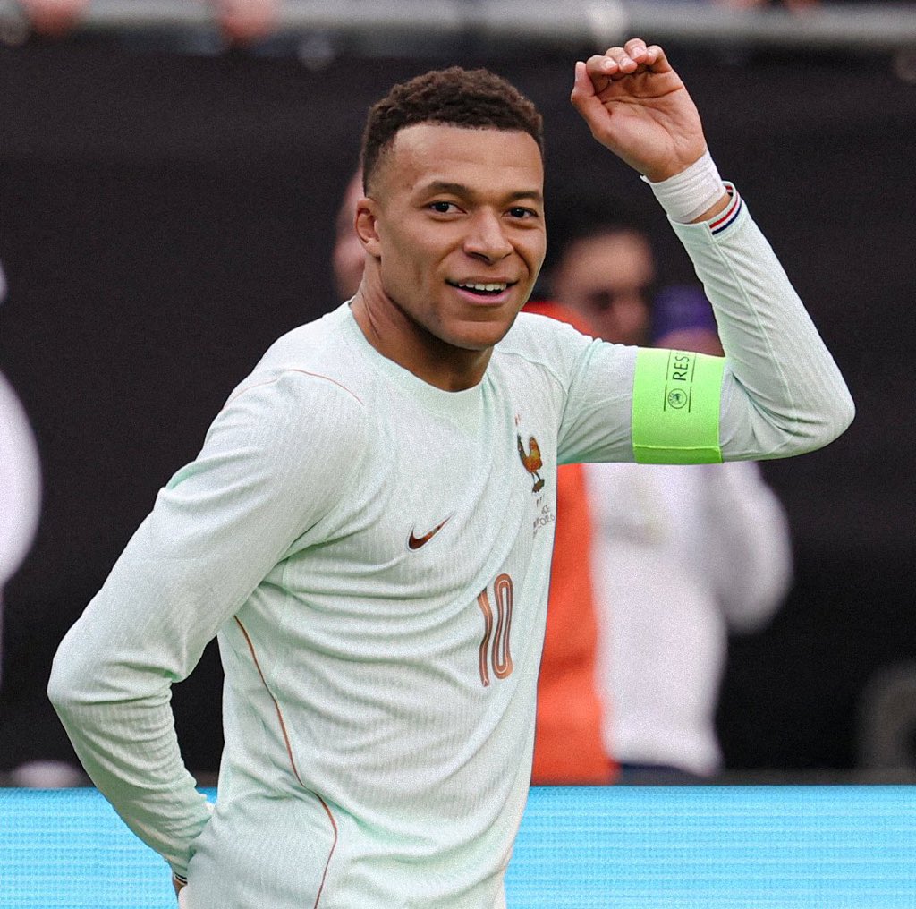 Mubaraq(mbappe)🇫🇷 tweet media