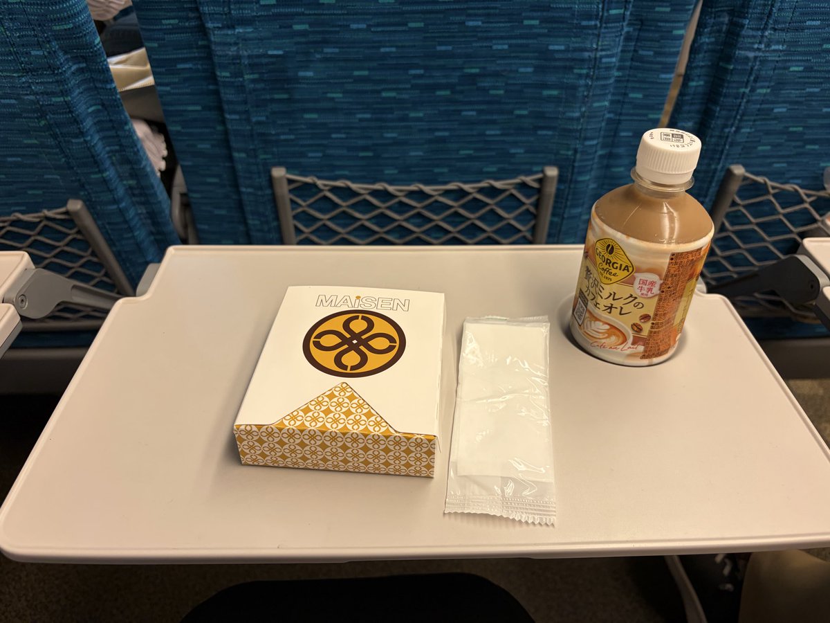 トンガリコーン tweet media