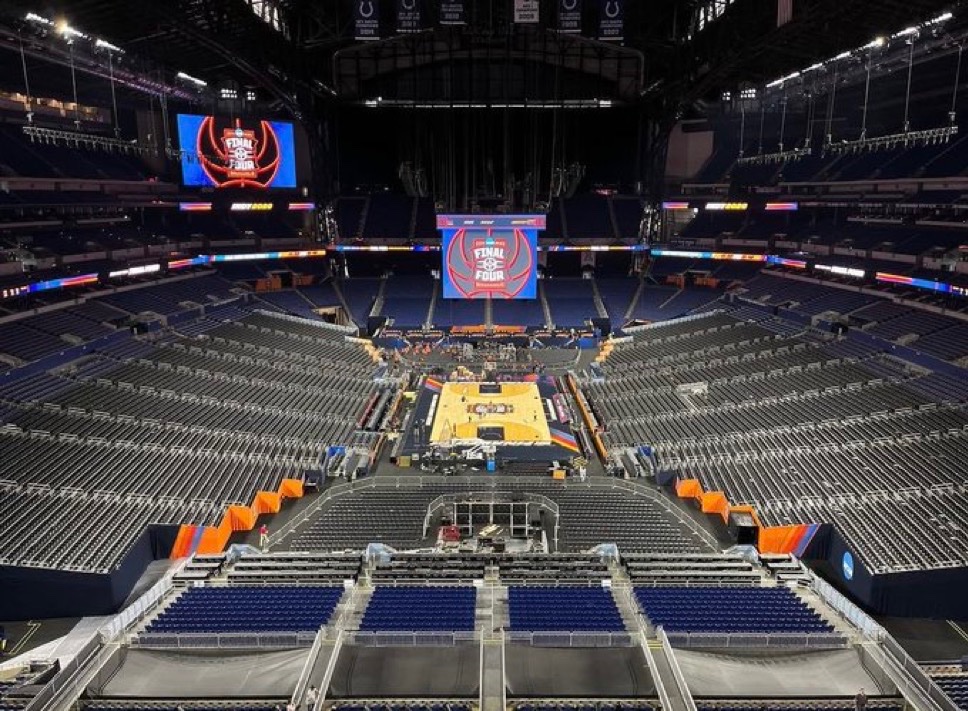 Deadspin tweet media