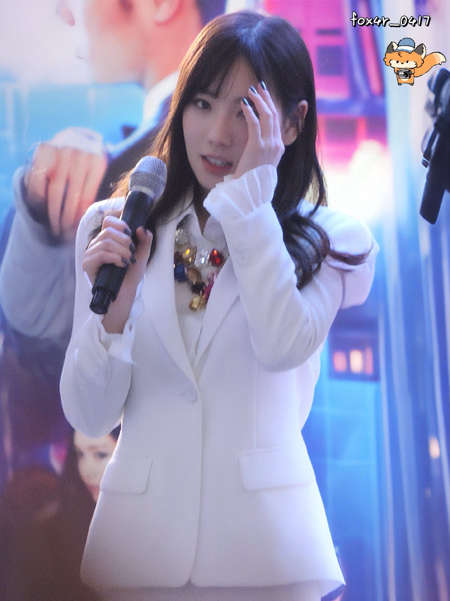 FOX4r_0417 tweet media