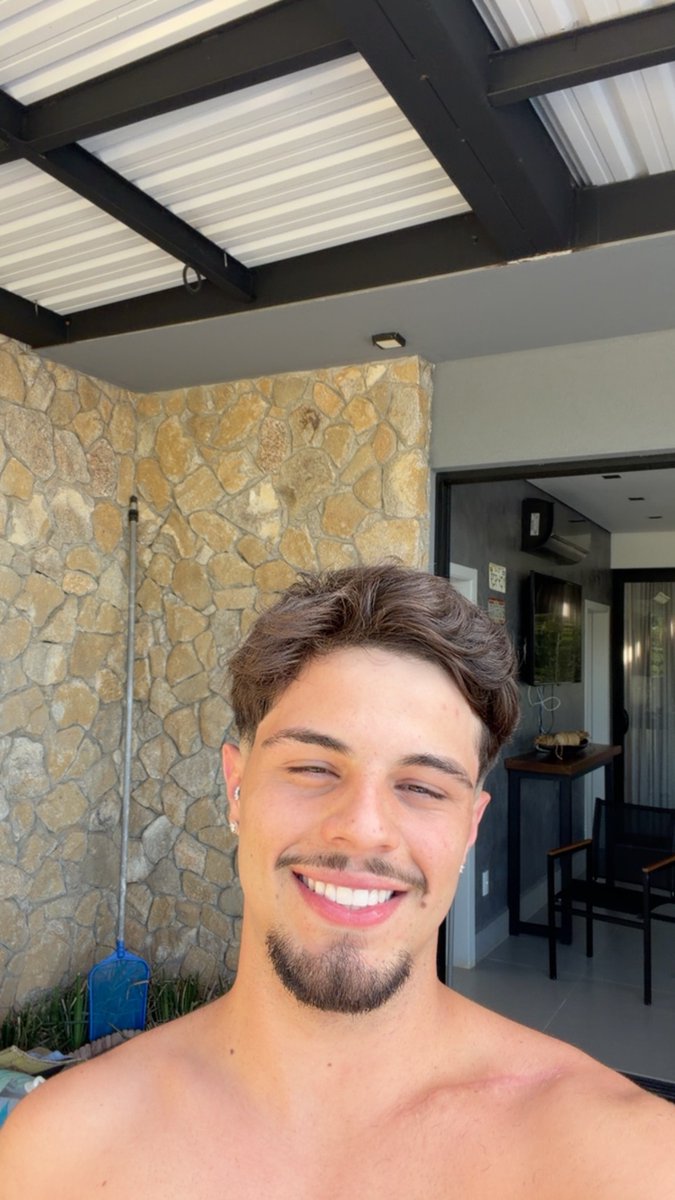vitor vecchi tweet media