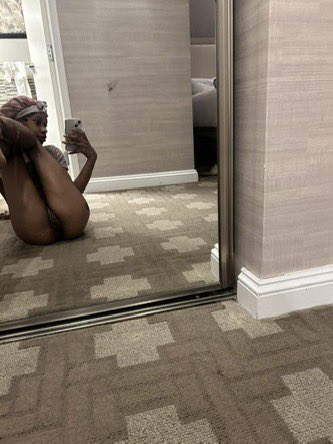 MISS MULAN 👅😻🕷️ tweet media