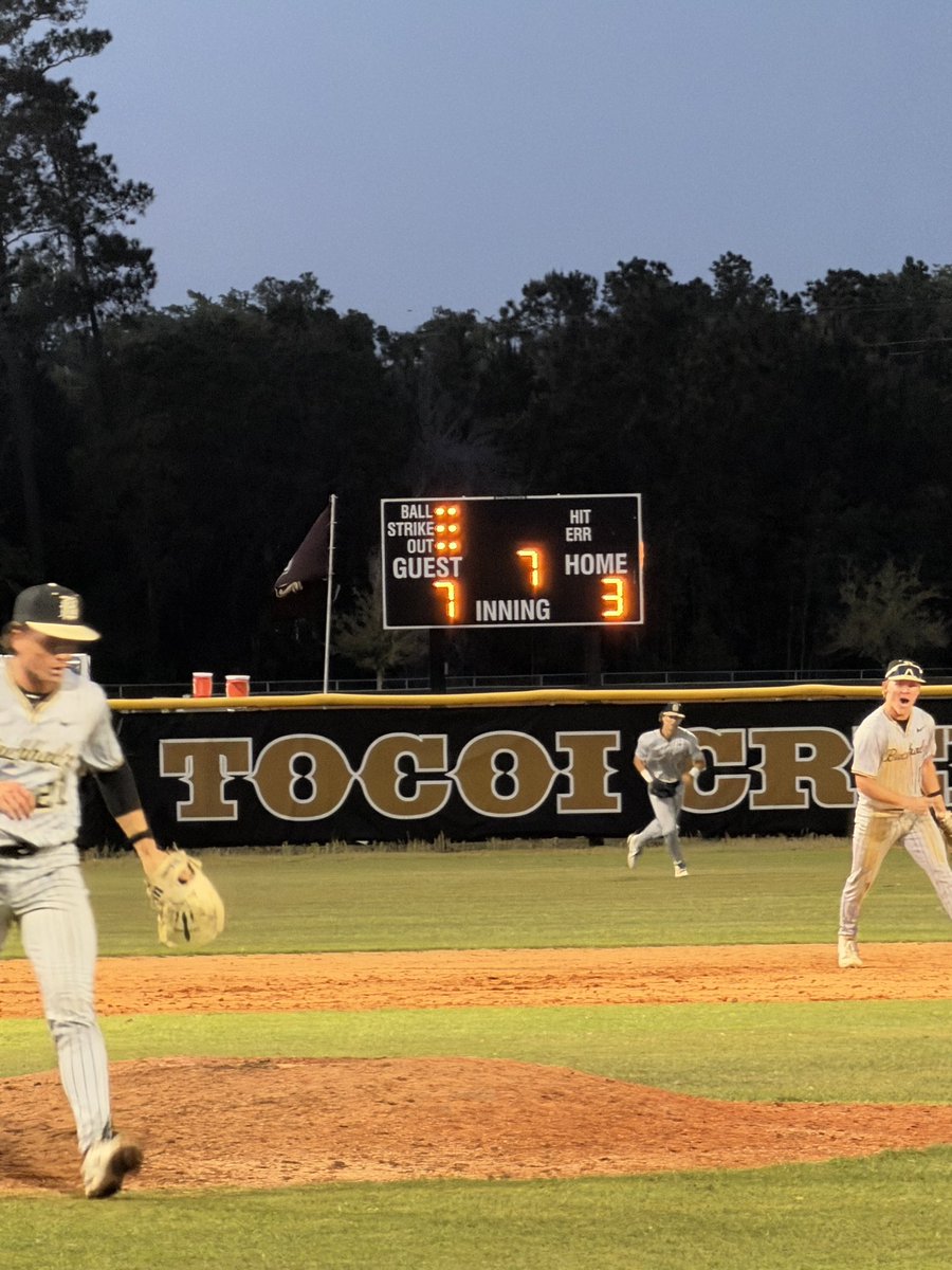 Doug Brown tweet media