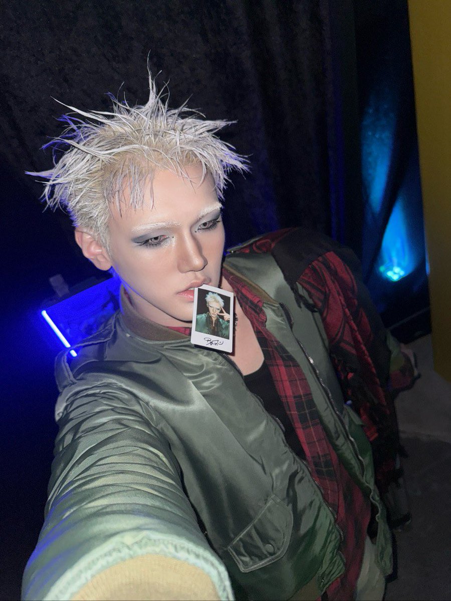 JUSTB Official tweet media