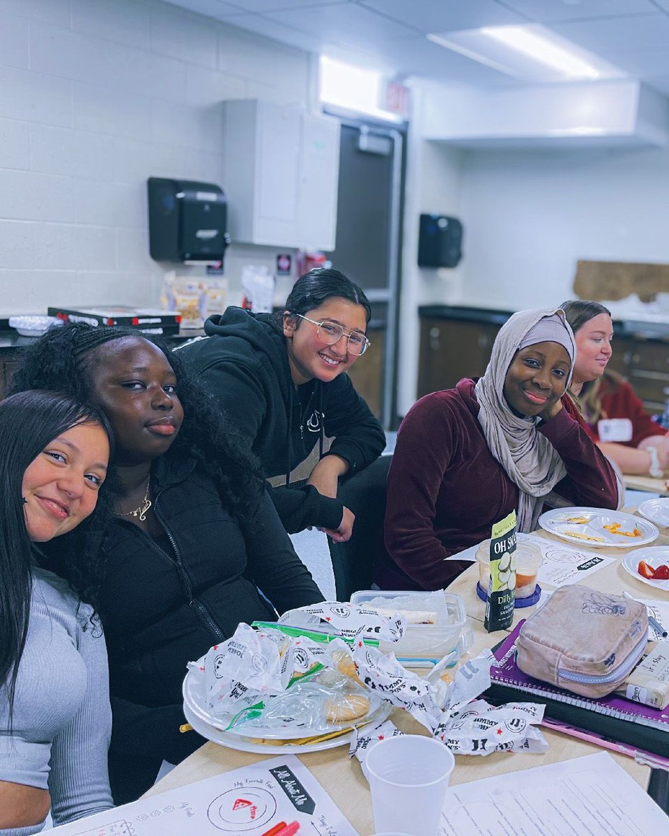 Girls Group Ann Arbor tweet media