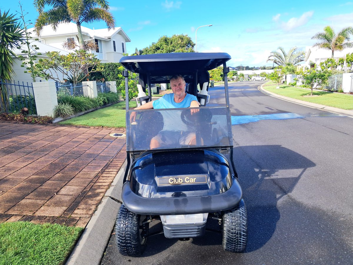 captkencampbell's tweet photo. @Peter_Fitz Love my EV. Saving the world one triple bogey at a time.🤣 https://t.co/wnsY5nL1LI