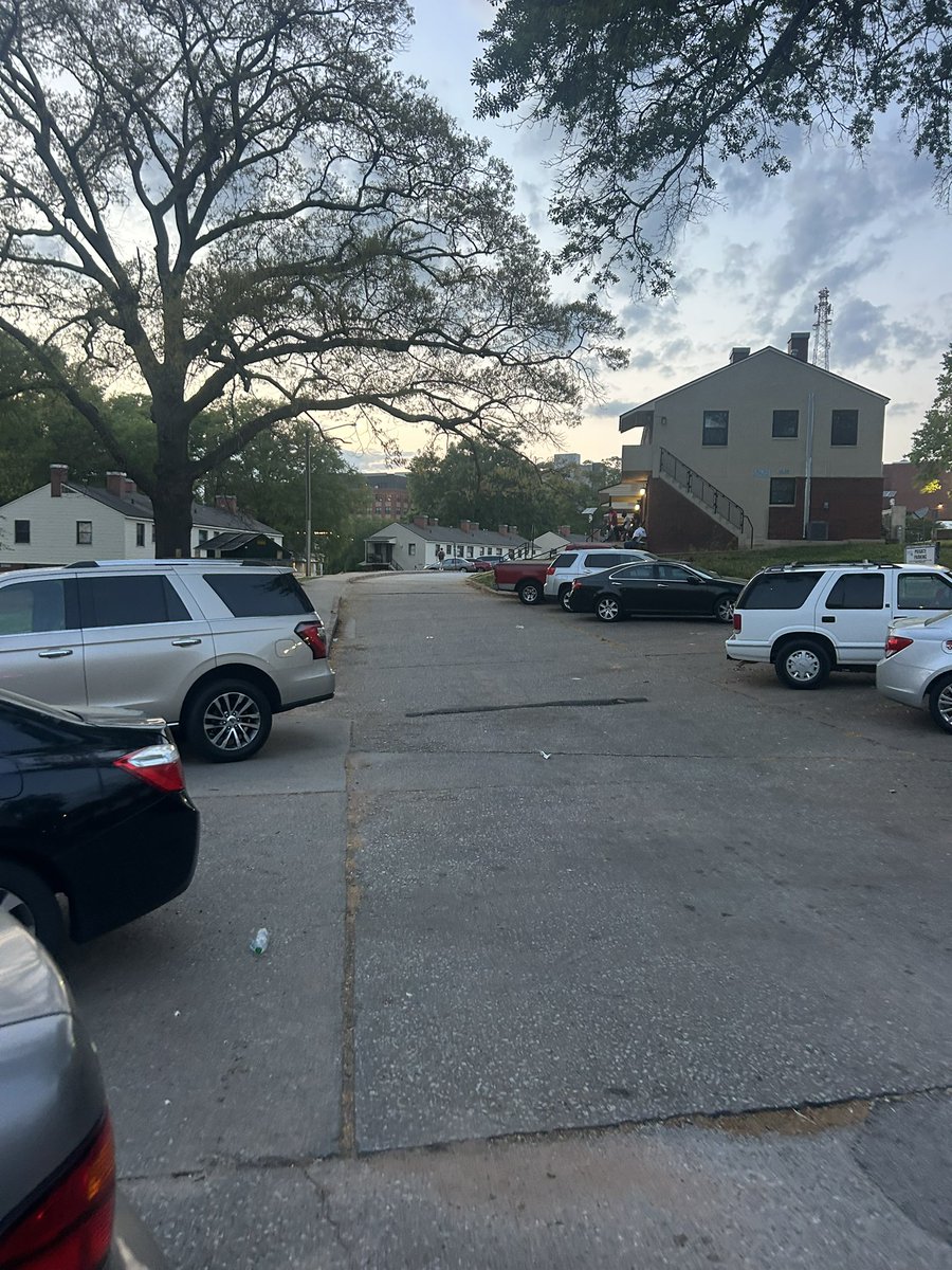 Markus “Bocephus” Lee tweet media