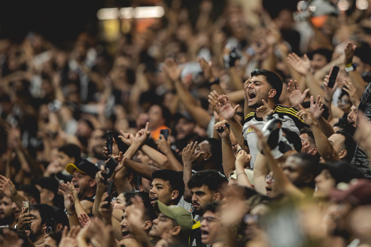 🎟️ PROMOÇÃO CONFIRMADA!

O Atlético anunciou o início da venda de ingressos com uma promoção para o duelo contra o Athletico Paranaense, neste domingo (05/04), na Arena MRV.

Sócios GNV pagam R$28 nos setores Norte e Sul ou R$35 no setor Leste. 🐓🏟️