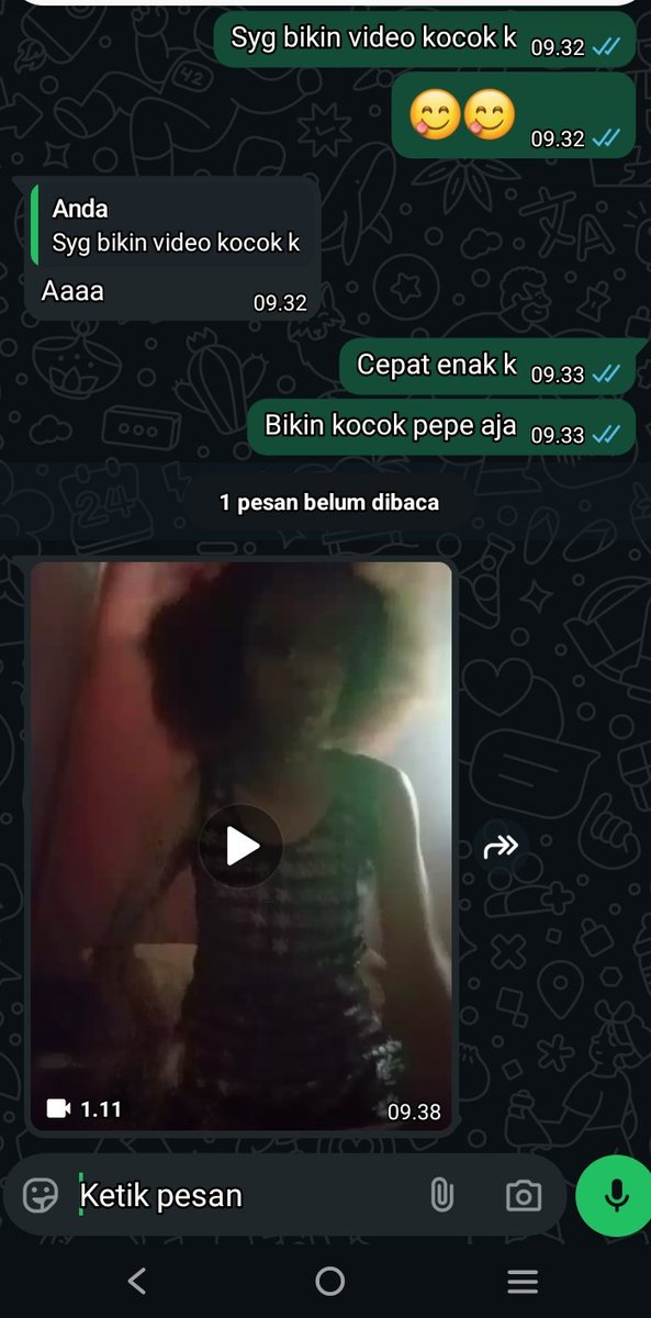 hedy01 tweet media