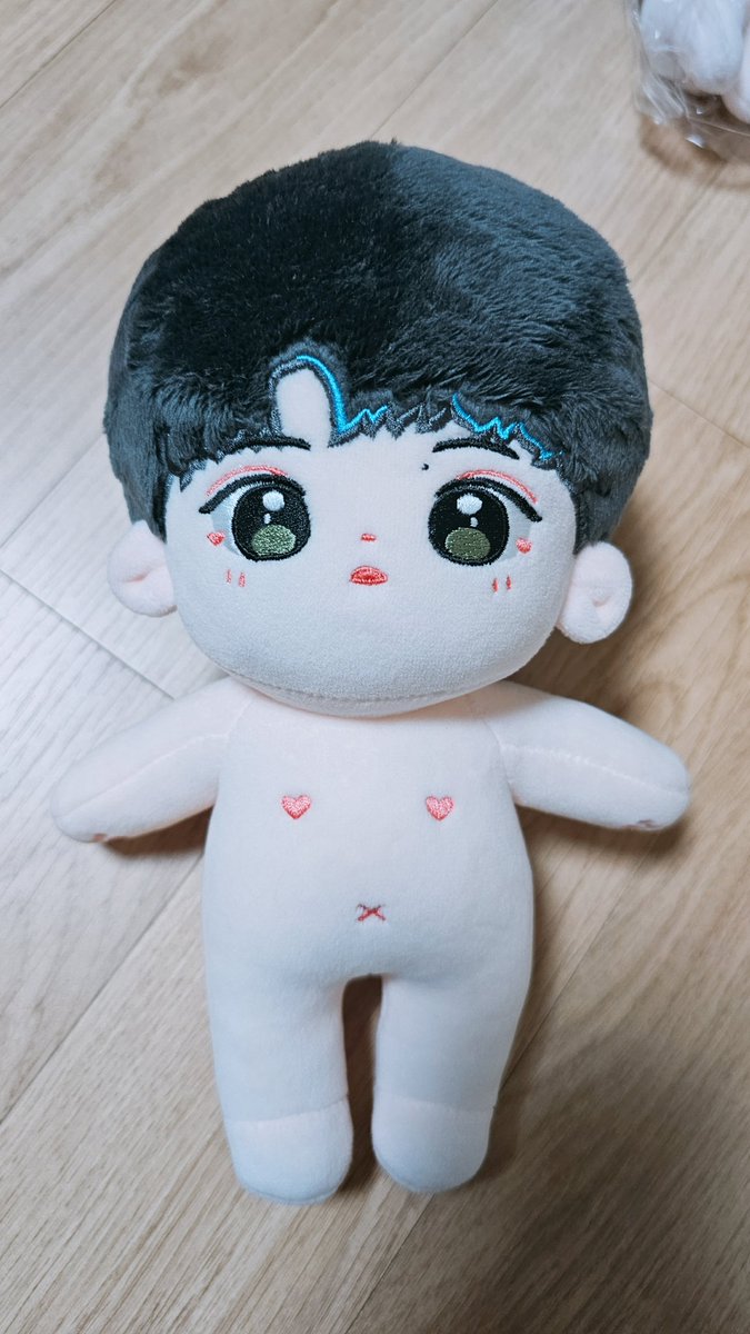 쟌이럽 tweet media