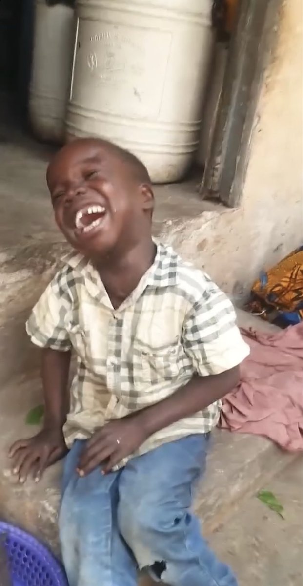 M E R V I N  tweet media