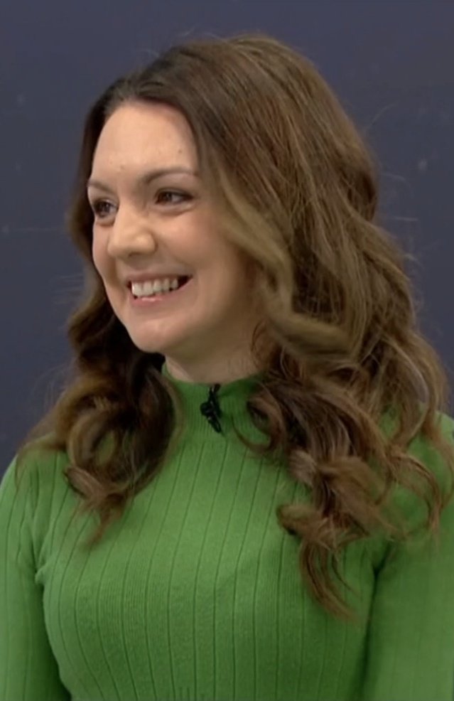 MAIBAGAINHOTBABES tweet media