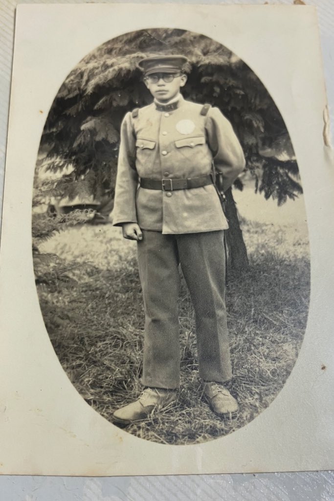 ミハイル tweet media