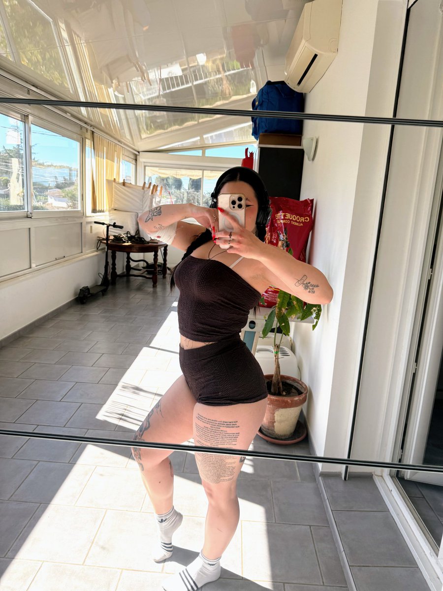 Trinitha ☘️ tweet media