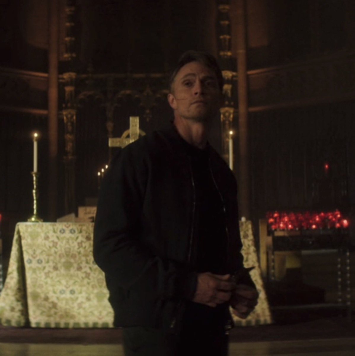 BULLSEYESOLOS's tweet image. something about dex wanting to seek out sister maggie when the last time he saw her he had every intention to kill her because she stopped him from completing his mission for fisk