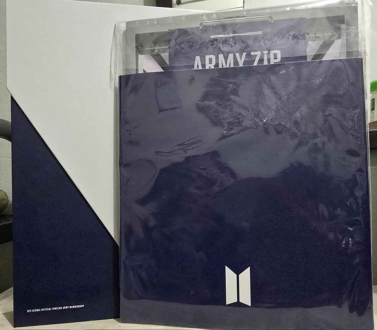 ddeonuphilic's tweet photo. wts lfb bts ph decluttering sale

2021 ARMY membership gift 

FREE if u claim any item on my decluttering sale (pls see my profile!)
• photobook, stickers, poster &amp; outbox only

mop: gcash, maribank, gotyme
mod: preferrably sdd (📍fairview, qc or e. rodriguez sr. ave, qc) https://t.co/3ZE8be0BTG