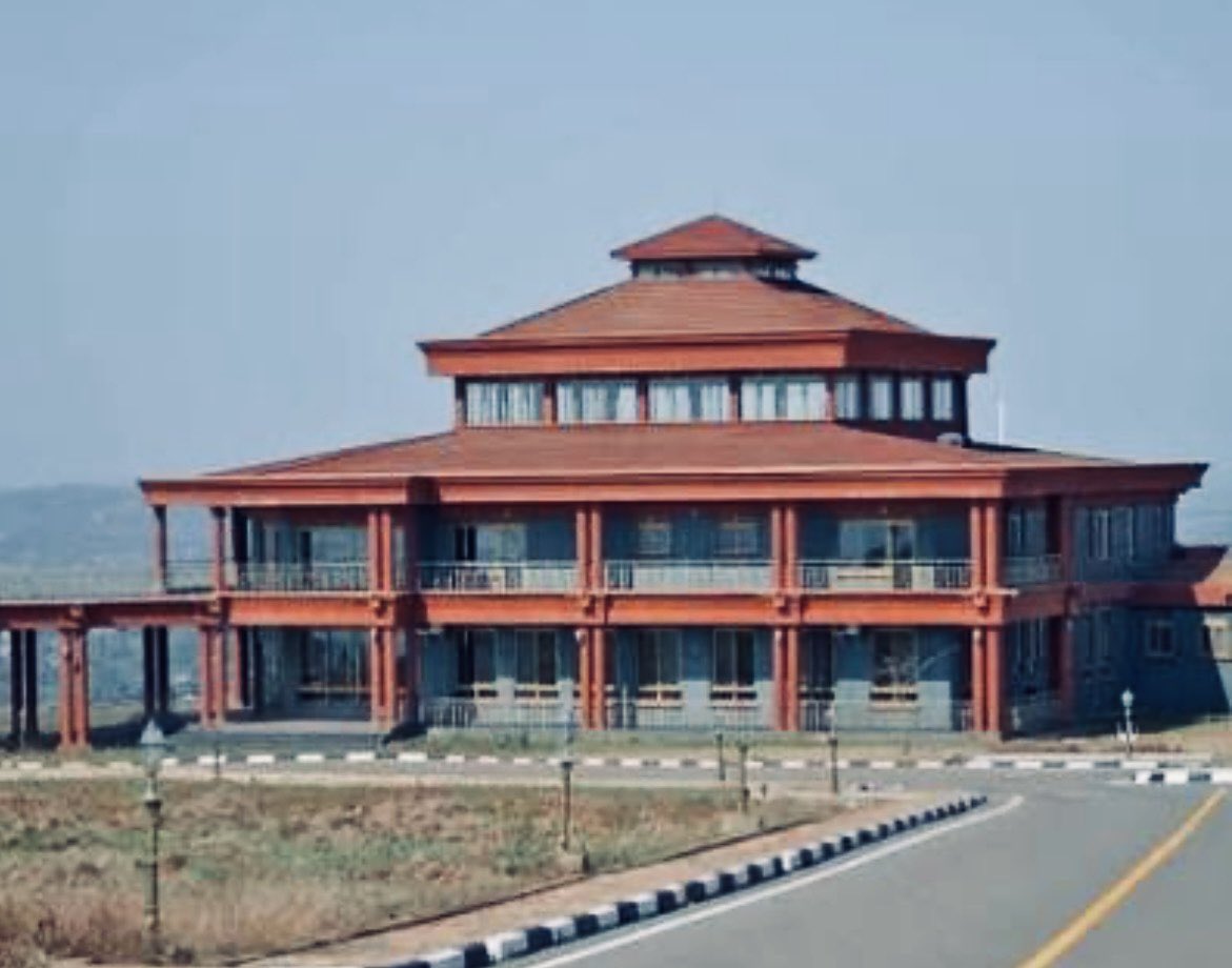 GEN MEGA DEE tweet media