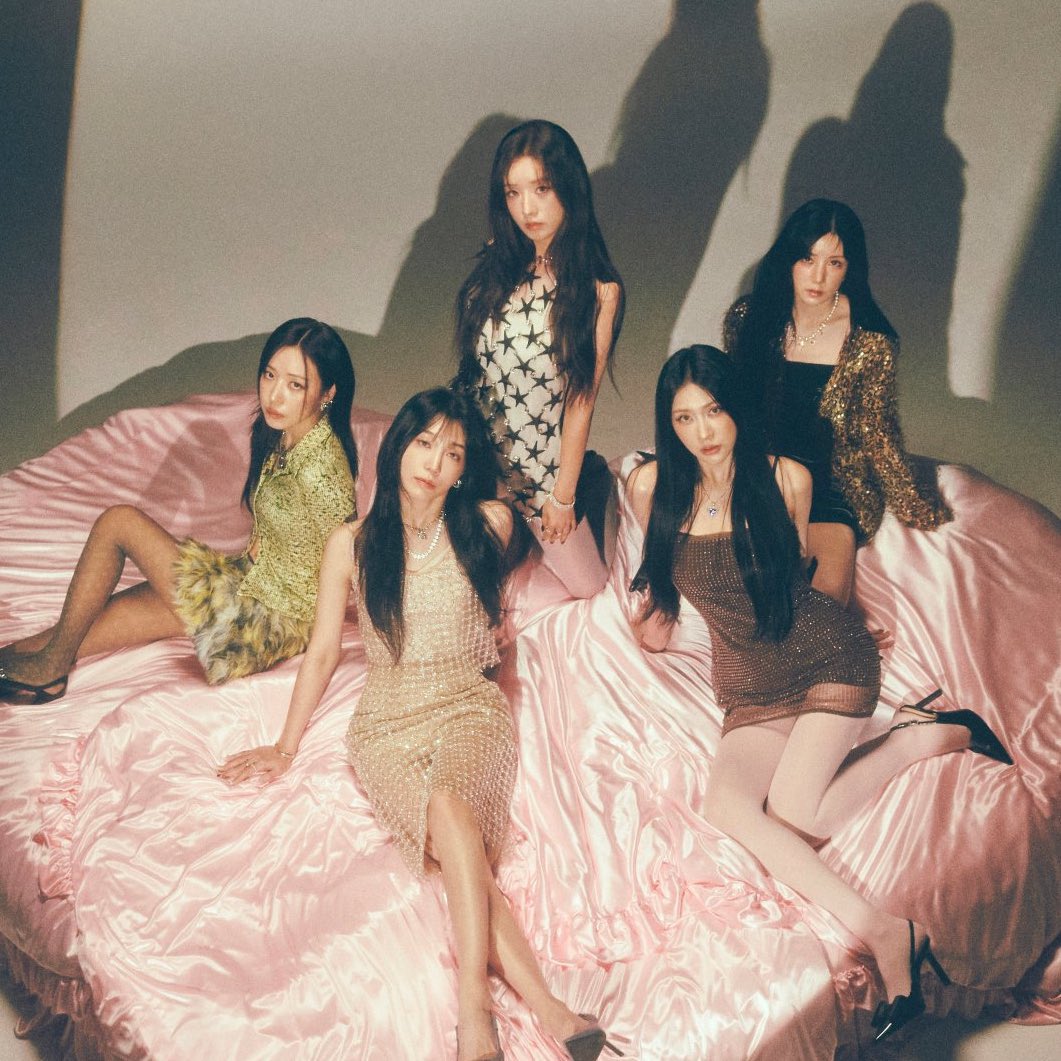 Legendary Apink tweet media