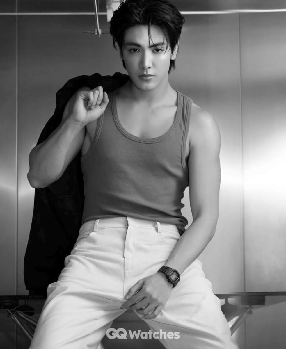 Chen_italy tweet media