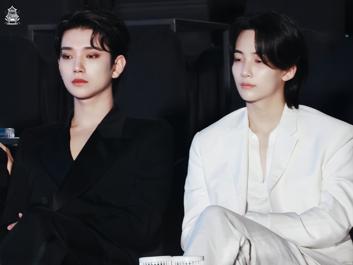 RAN◠‿◠ tweet media