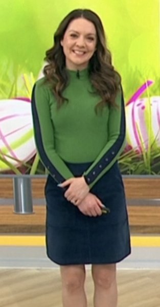 MAIBAGAINHOTBABES tweet media