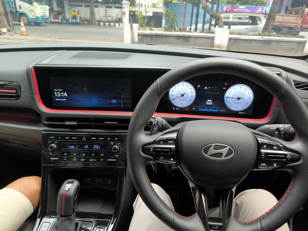 Tukang Mobil Mobilan tweet media