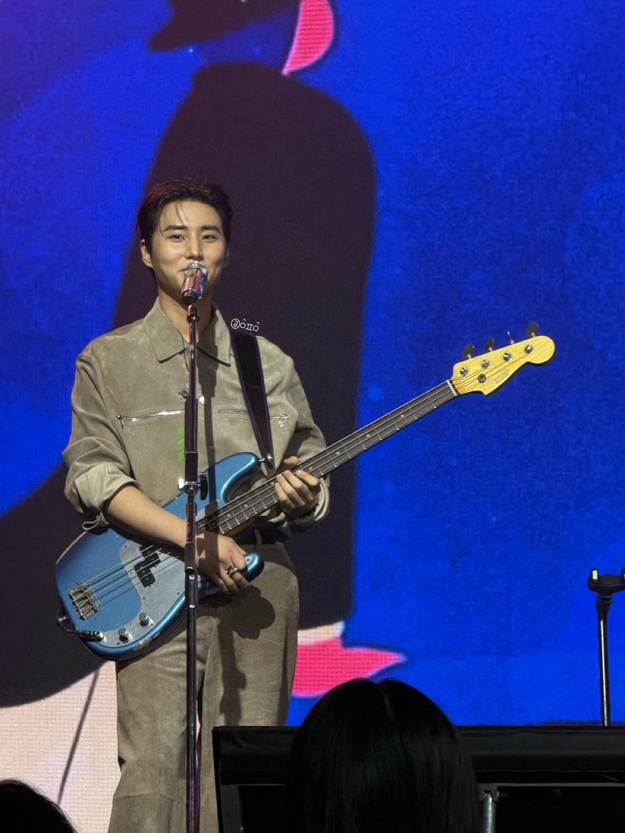 왕필이 tweet media