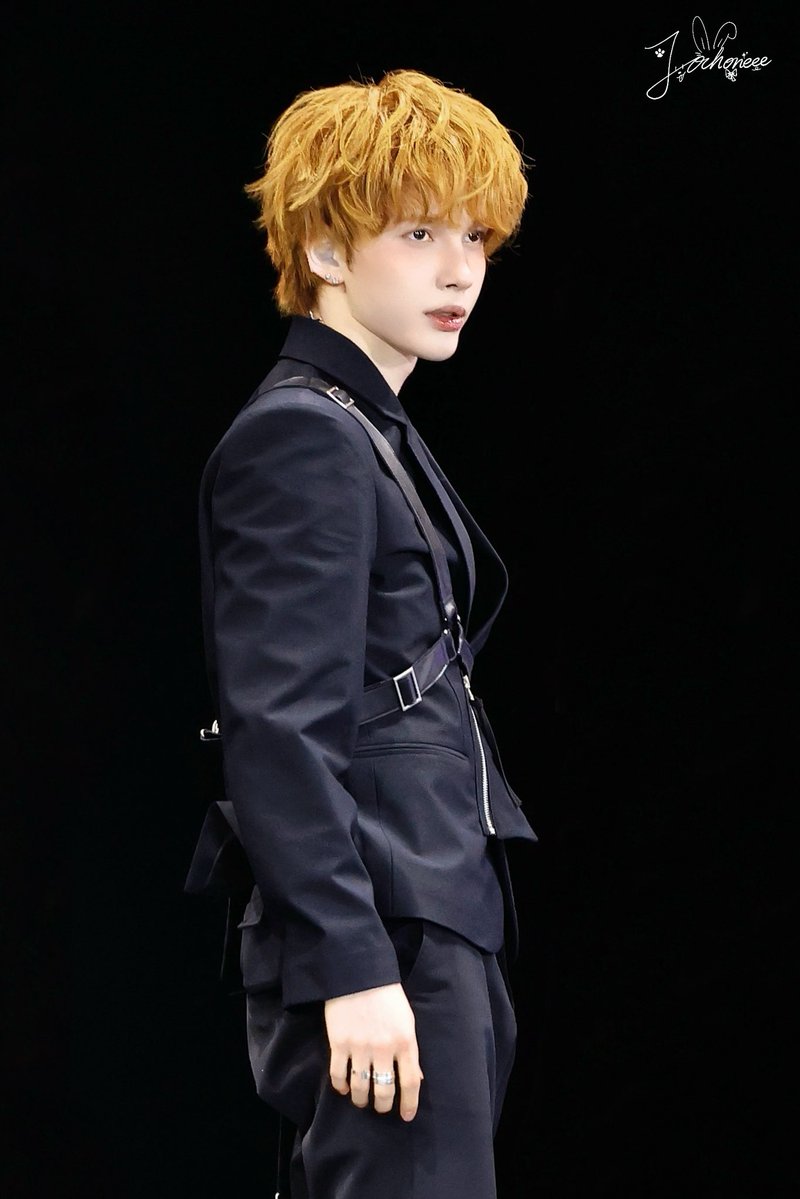 J.ochoneee tweet media