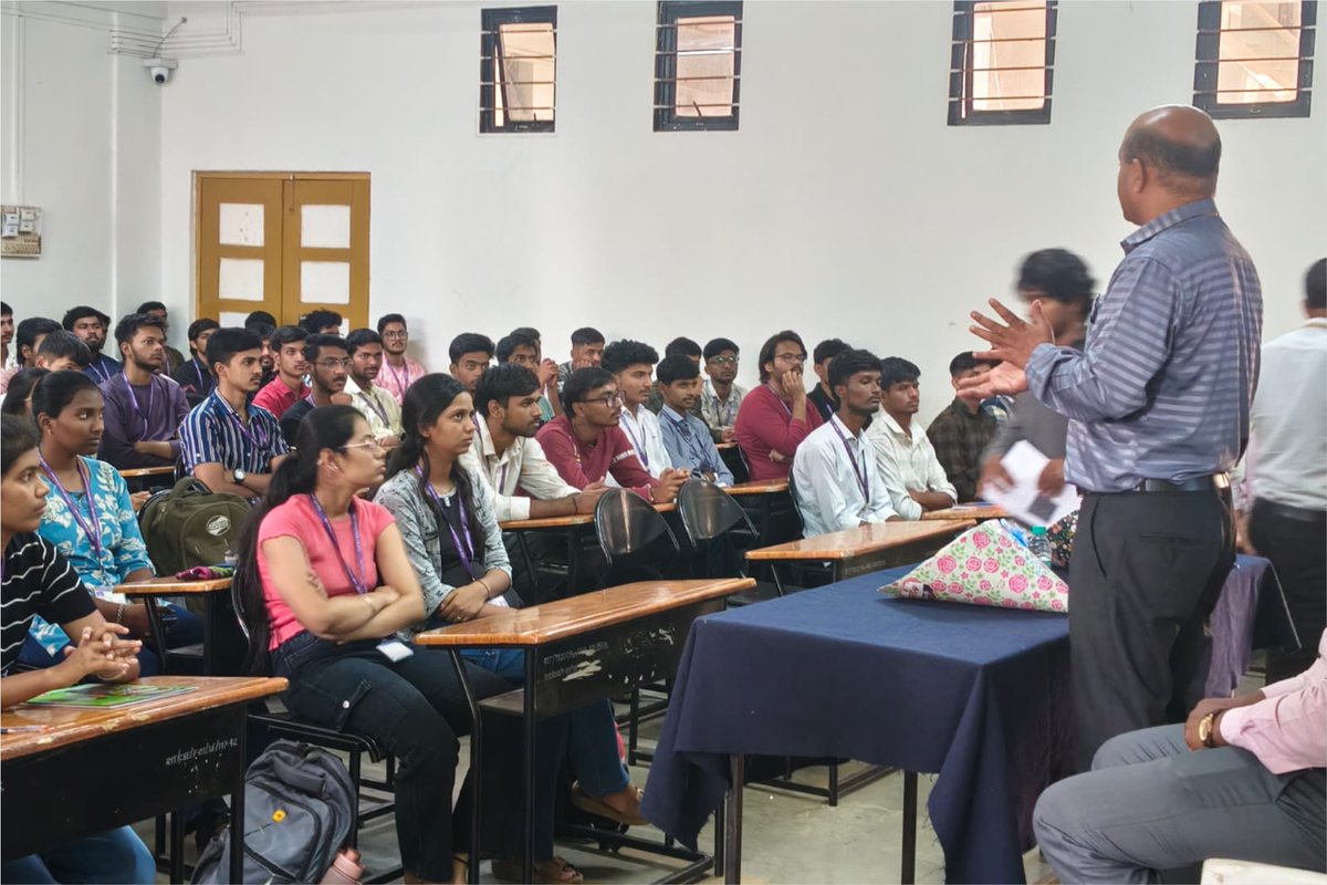 ritindia1983's tweet image. 💻 Expert Session on GUI Design &amp;amp; Database Connectivity at RIT (25 Mar 2026)Insights on UI/UX, event-driven programming &amp;amp; JDBC 🚀#RIT #CSE #GUIDesign #DatabaseConnectivity #UIUX #JDBC #TechLearning