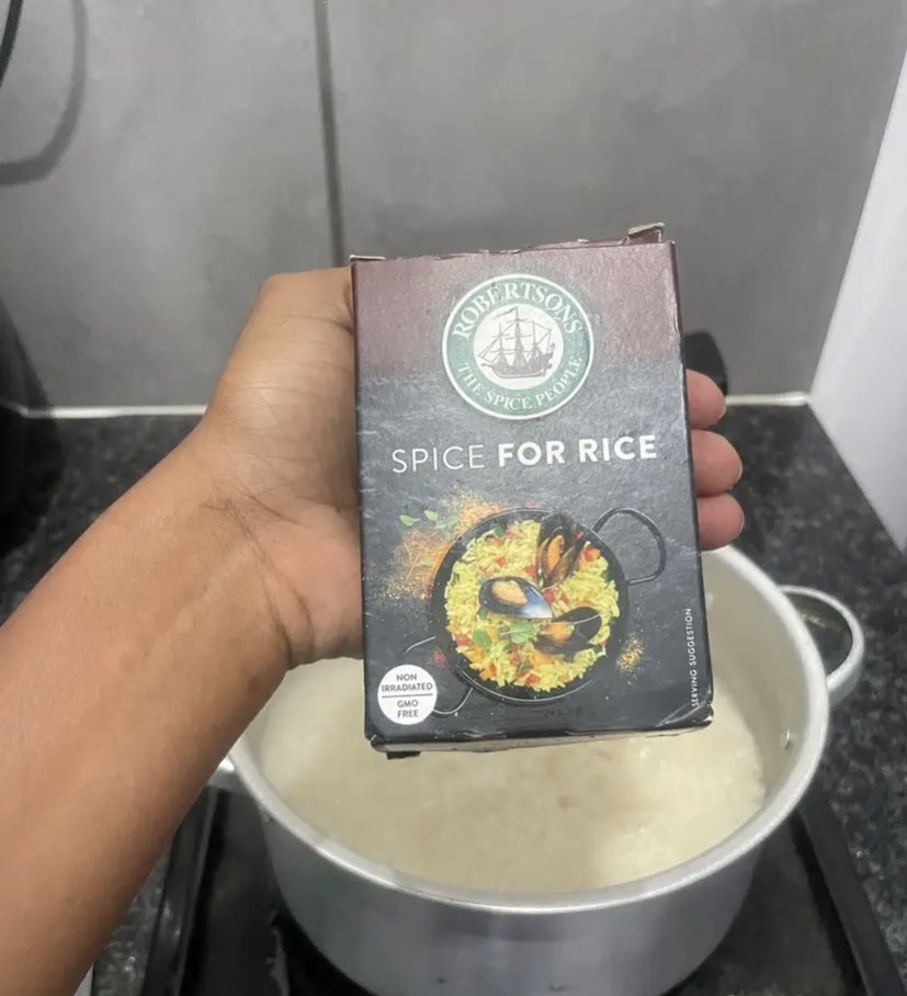 Ayanda Mzolo tweet media