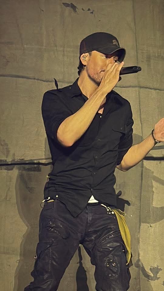 EIUPDATES_'s tweet photo. @enriqueiglesias 03 21 26 san José del Cabo https://t.co/yoVwAExBC6