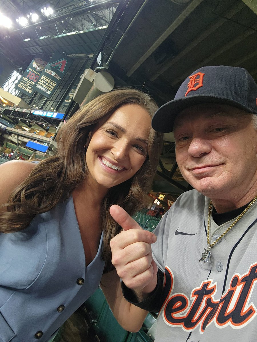 Detroit Dan tweet media