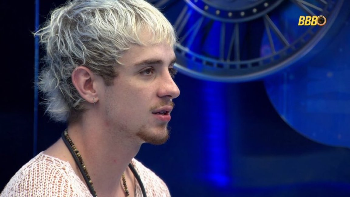 Hugo Gloss tweet media