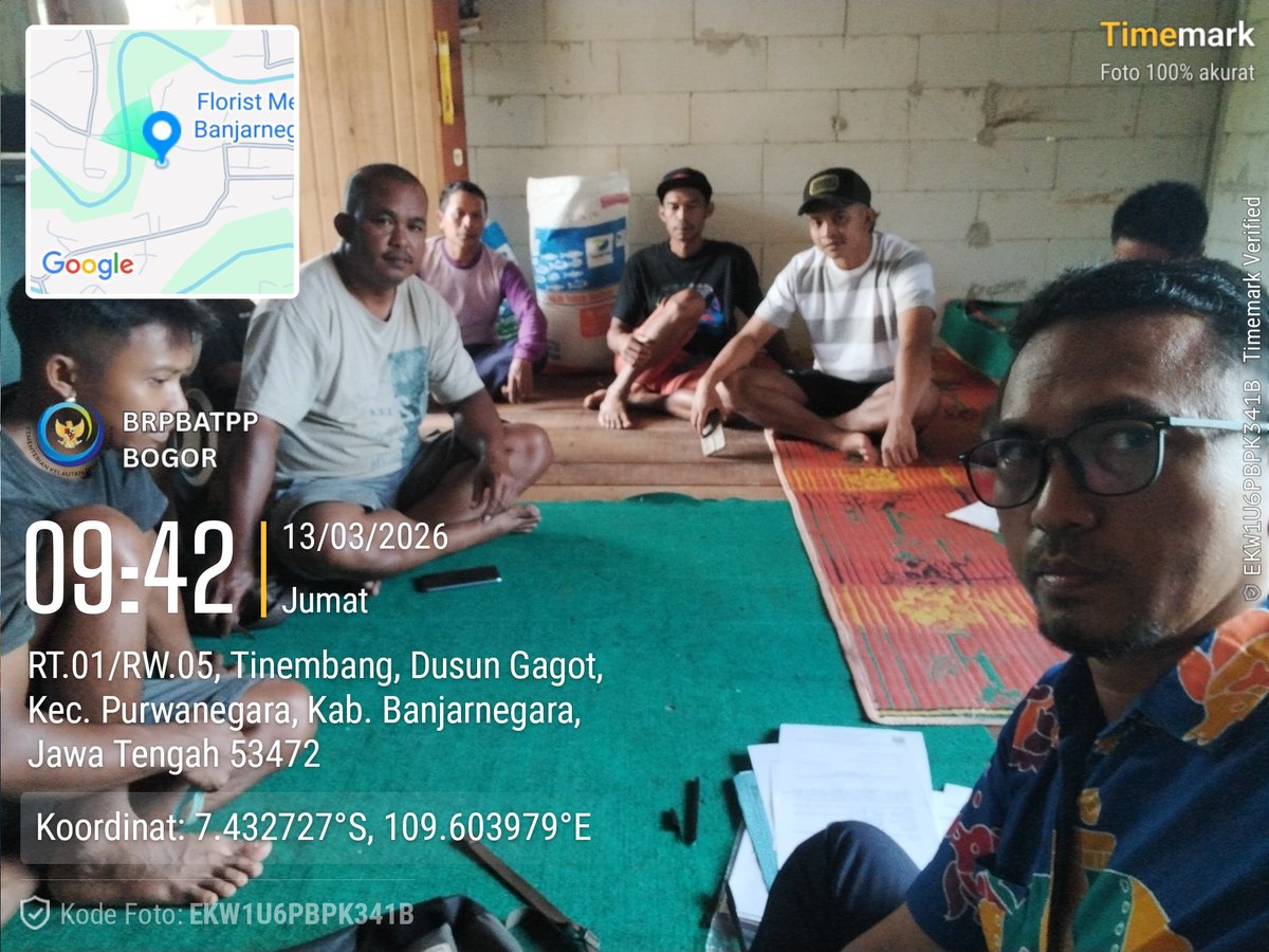 mohdialite's tweet photo. Jum'at (13/3), Mohamad Wahudi Luhkan Kab. Banjarnegara, di Pokdakan Jaya Makmur Ds. Kutawuluh, Kec. Purwanegara, Pembinaan kelompok pembudidaya ikan, menginformasikan program prioritas KKP
#luhlapor #GiatLuhkanSatminkalBogor @pusluh_bppsdm https://t.co/t56KDQGnO4