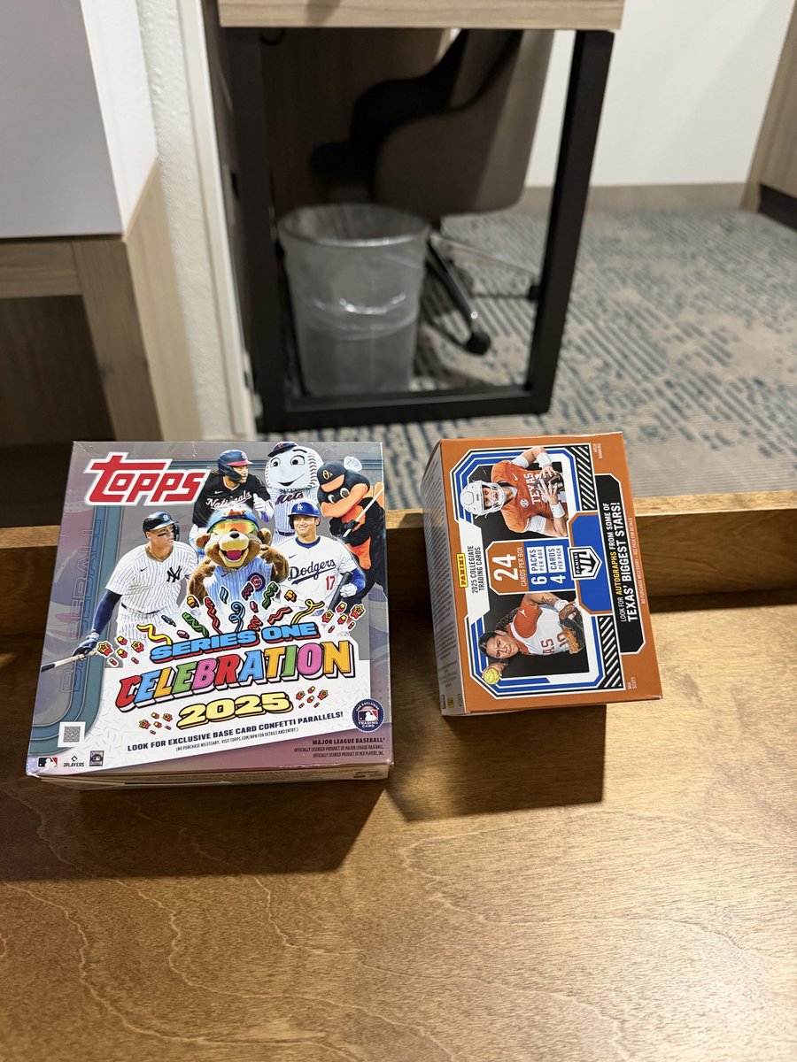Landon’s Card Vault tweet media