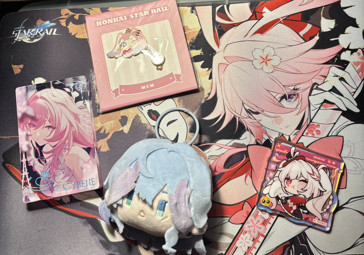 Daily Robin! 🪽 tweet media