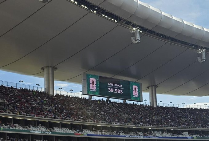 LE PETIT PRINCE (Ye's version) tweet media