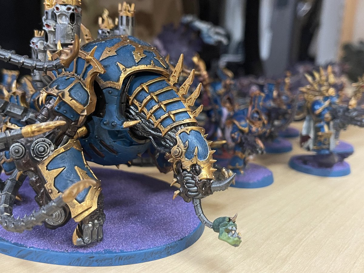 KFBウォーハンマー部 tweet media