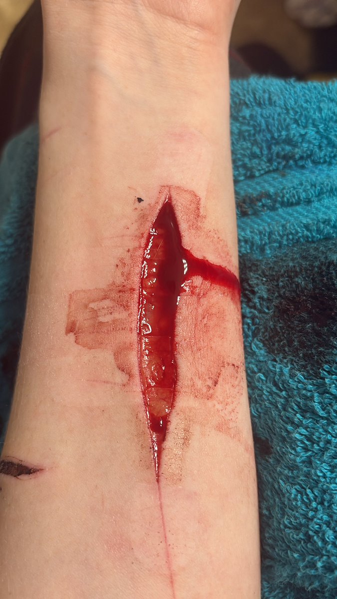 . ⋮ kat .ᐟ ֹ ₊ tweet media