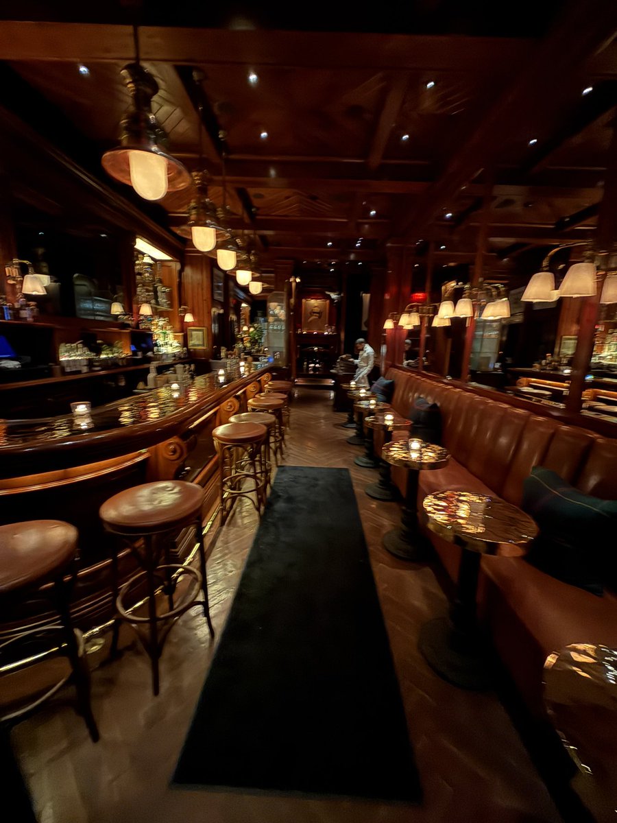him0thie67's tweet photo. Dinner tonight #polobar https://t.co/zCbL1ebsw4