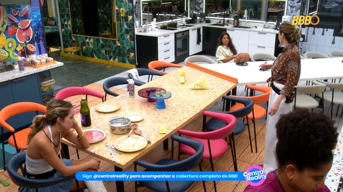 Central Reality tweet media