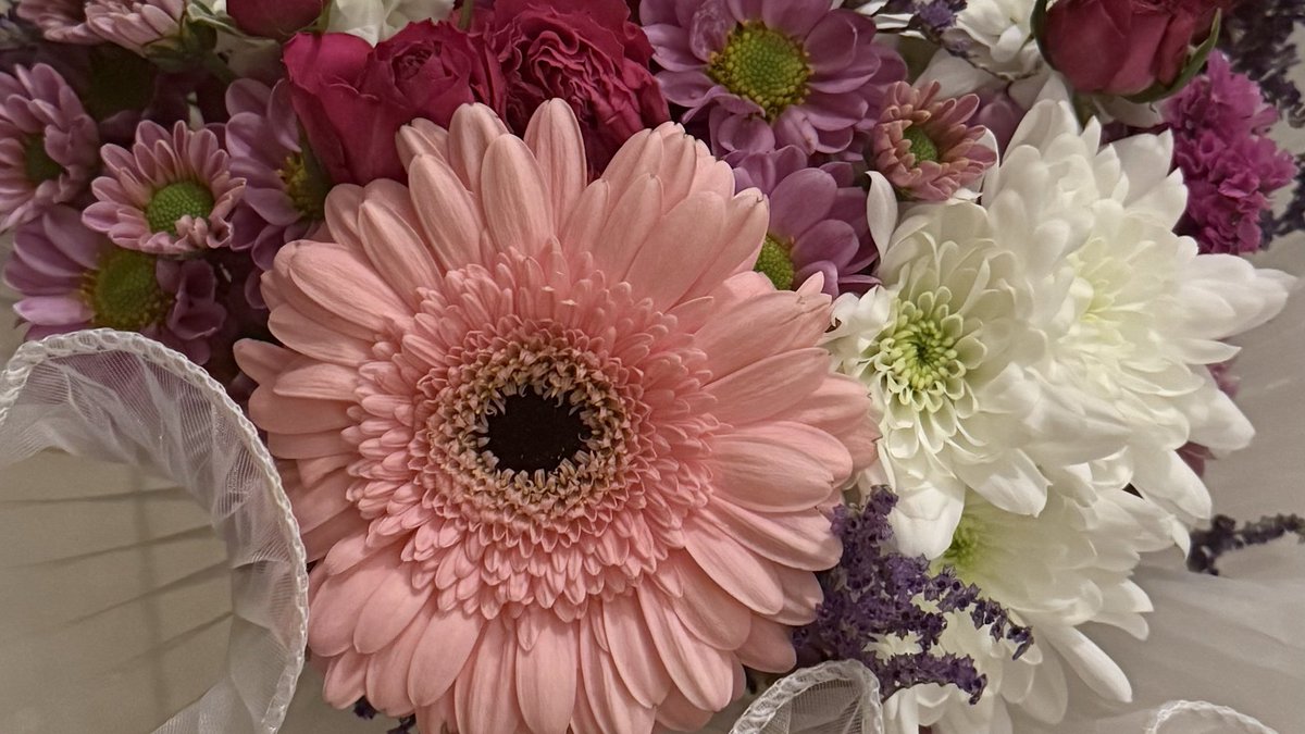 "🌸"