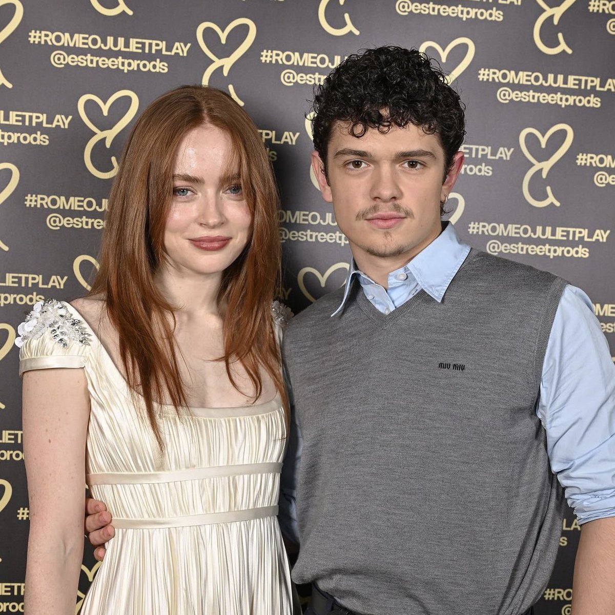 Media Updates tweet media