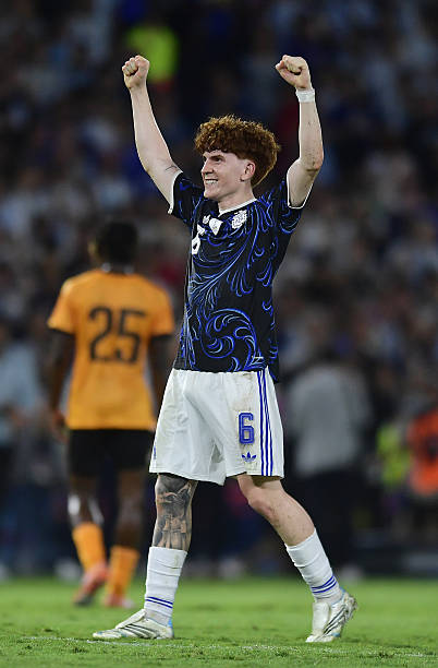 lucysolfa's tweet image. Debut y gol la Bestia Barco.