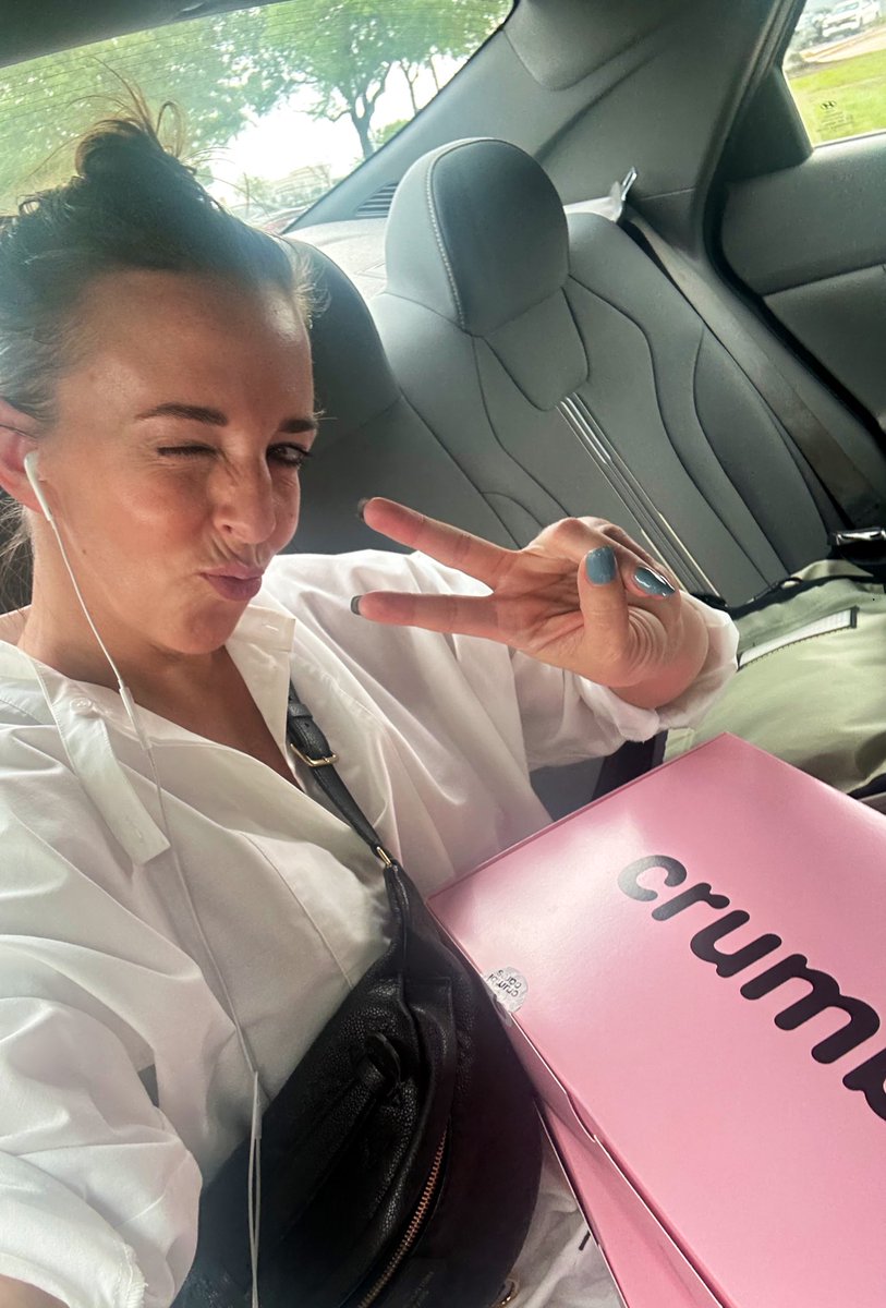 Sarah White tweet media