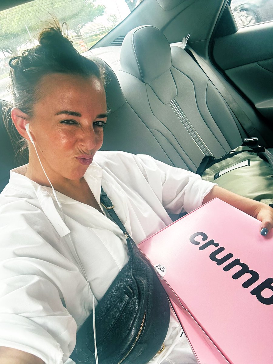 Sarah White tweet media