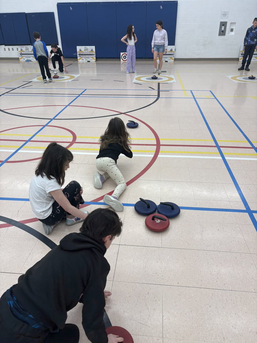 Lisa Labinowicz tweet media