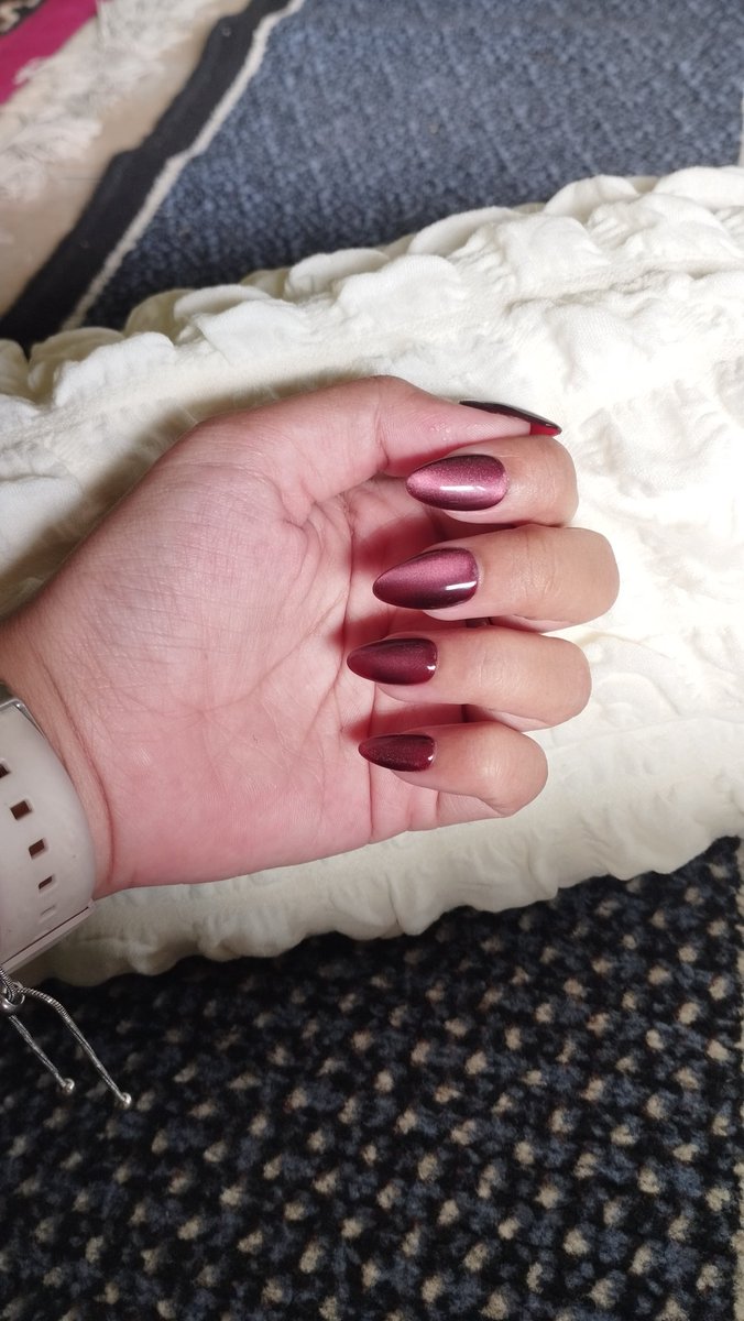 Press on nails mulai 25.000 tweet media