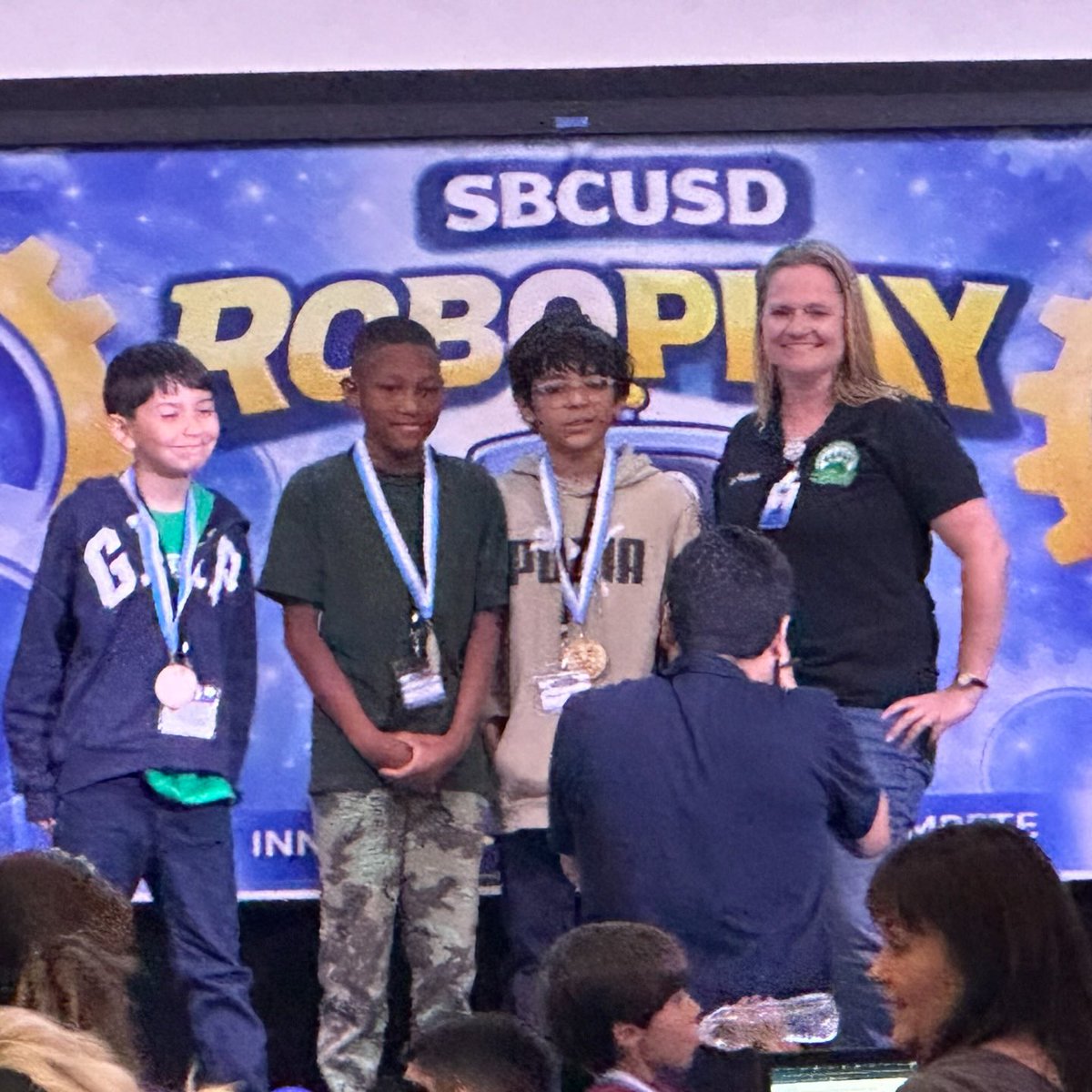 ucdcstem's tweet photo. Electric RoboPlay Challenge at CSU San Bernardino on March 18 was amazing! 115+ students from 29 teams showed off math, coding, and problem-solving skills. Shoutout to Palm Avenue Elementary for a perfect score and 1st in Division D! 🤖🏆 #CSTEM #STEM #Robotics https://t.co/AgDckmkx5s