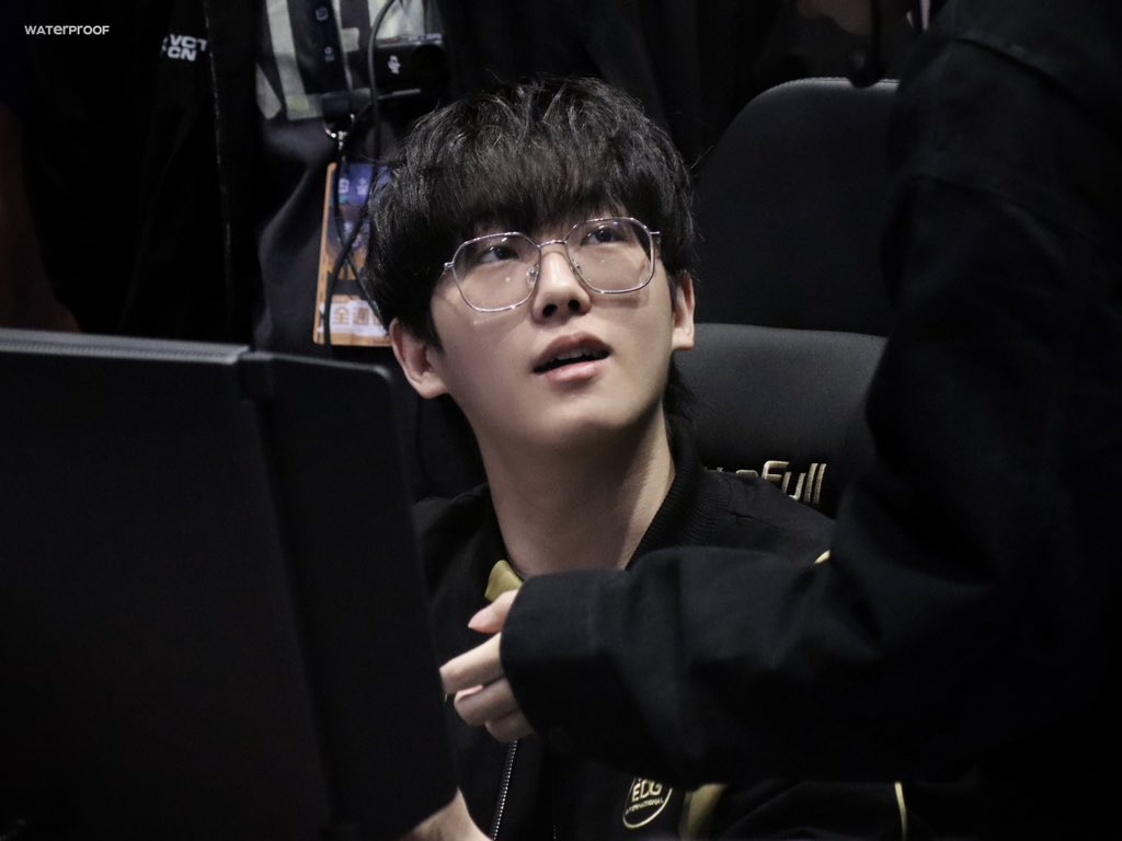 WaTerProofff_'s tweet image. 20260331 
𝐇𝐚𝐩𝐩𝐲 𝐀𝐩𝐫𝐢𝐥 𝐅𝐨𝐨𝐥'𝐬 𝐃𝐚𝐲 

#Smoggy #AprilFoolsDay